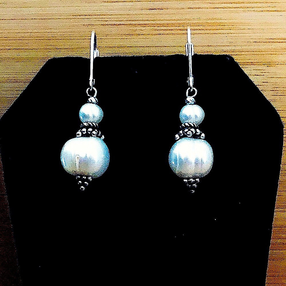 $42  2 Pairs Estate Pearl & Sterling Silver Lever Back Earrings  Marked 925 - Picture 2 of 6